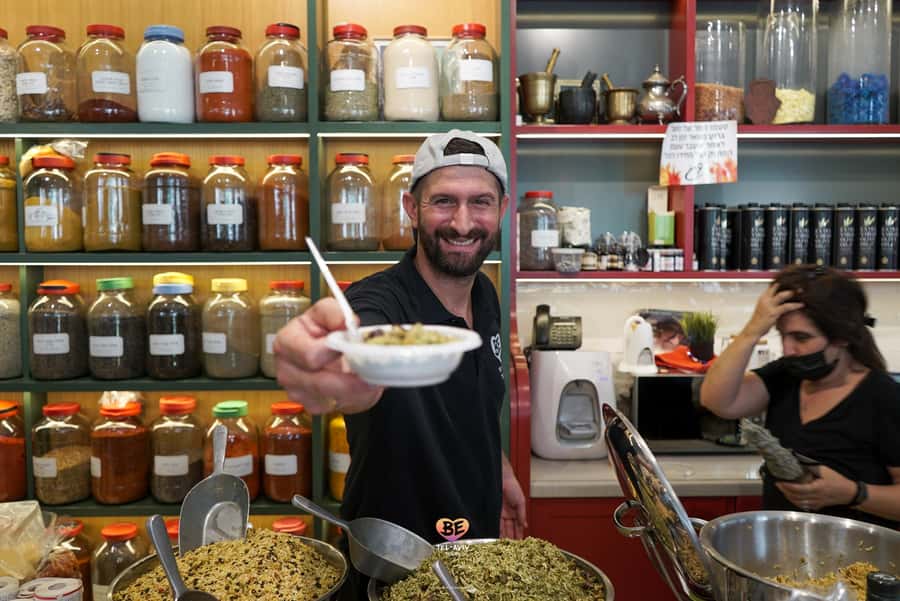 Tel Aviv: 2-Hour Levinsky Market Tour with Full Lunch - Why Levinsky Market makes a good food stop