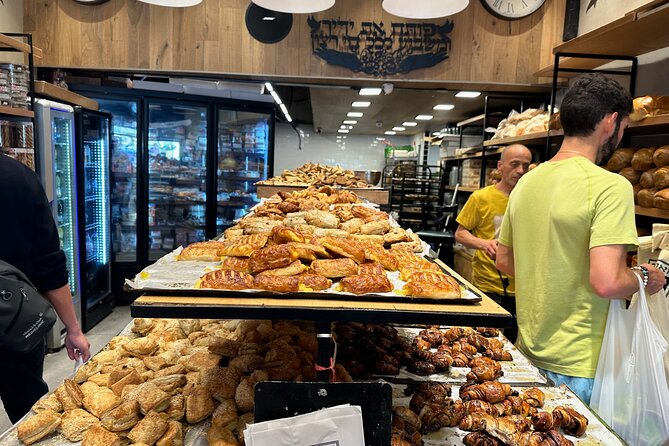 Tel Aviv: Carmel Market Food Tasting Tour “Shuk Hacarmel” - Stories about Tel Aviv through its market