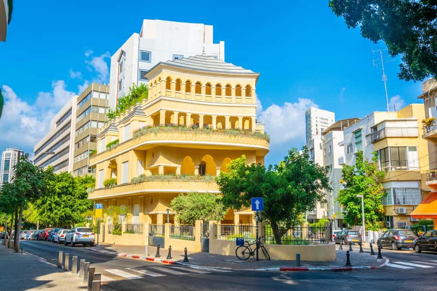 Tel Aviv: Carmel Market & Tel Aviv Tour with Tastings - Rothschild Boulevard and the founders of Tel Aviv