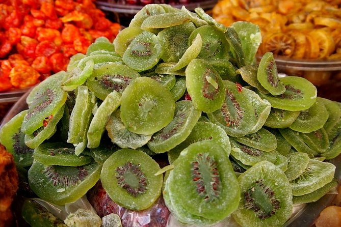 Tel Aviv Food Tour of the Carmel Market - Two hours in a social group