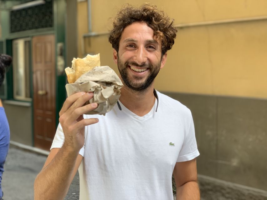 The Original Street Food & Market Tour of Naples - Meeting at Piazza Dante and setting the tone