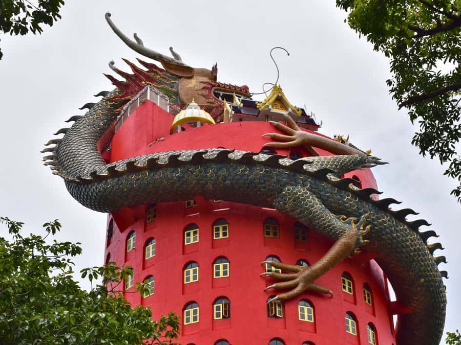 The Souls BKK: Floating Market, Dragon Temple, Na Satta Park - A long day that connects three very different Thailand experiences