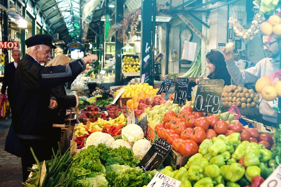 Thessaloniki: Open Market Food Tour with Tasting - What the guides add to the experience