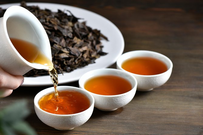 Three-Hour Private Chengdu Tea Wholesale Market Tour - Tea sets and accessories at market prices
