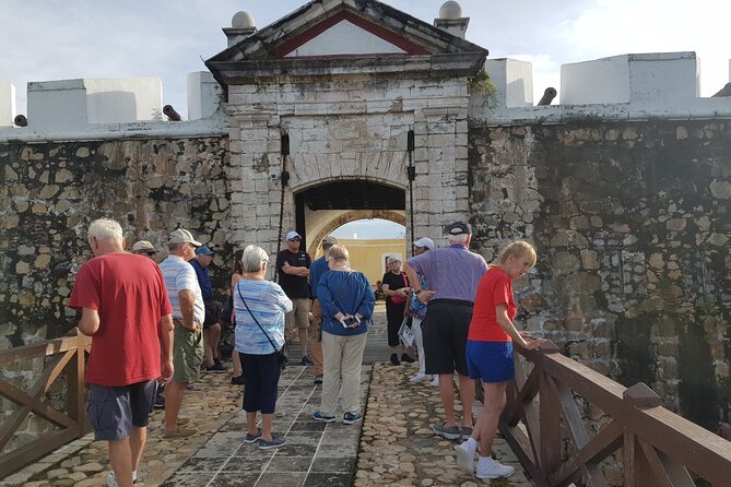 Time Travel Acapulco A Lively Cultural Journey & Market Adventure - San Diego Fort and the Manila trade