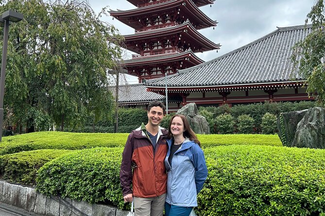 Tokyo Morning Tour: Asakusa, Meiji Shrine and Tsukiji Fish Market - Senso-ji and the old streets of Asakusa
