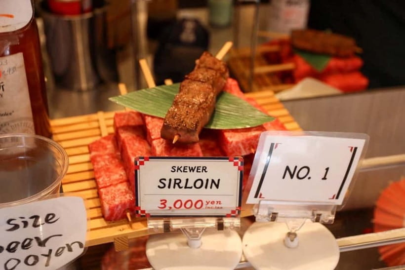 Tokyo: Private Tsukiji Street Food & Sake with Local Guide - Who should choose this Tsukiji experience?