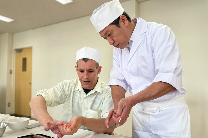 Tokyo Sushi Making Class in Tsukiji with Professional Chef - Eating Your Own Sushi for Lunch
