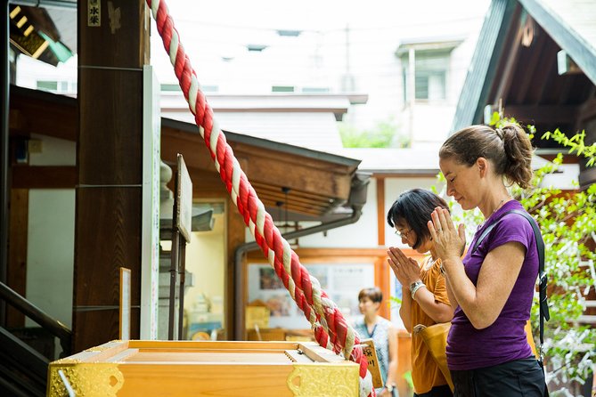 Tokyo Tsukiji Fish Market Food and Culture Walking Tour - Tsukiji Uogashi: a shorter look at market supply