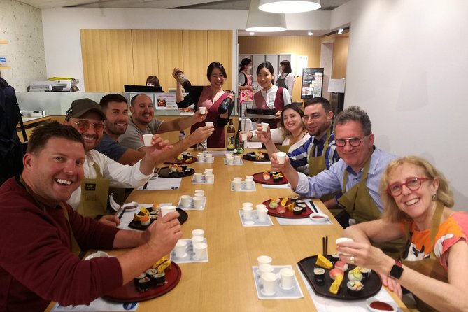Tokyo Tsukiji Fish Market Tour and Sushi Making Lesson - Why Tsukiji and sushi making work well together