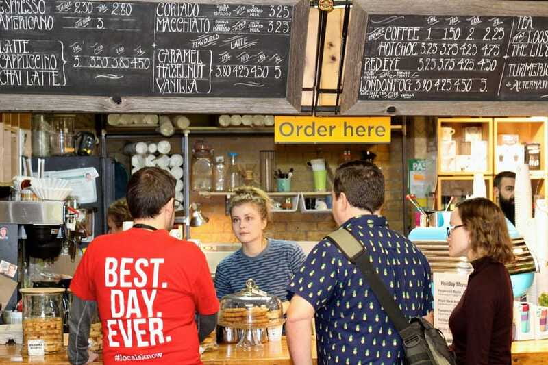Toronto: Private Food Discovery at the St Lawrence Market - Butter tarts, bagels, and maple candy