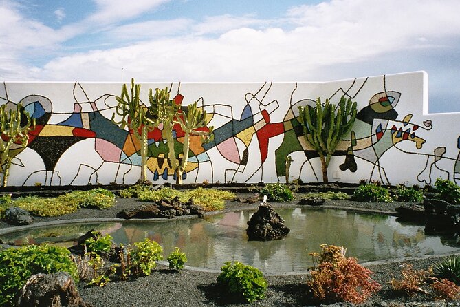 Tour of the César Manrique Foundation and Teguise Market - Why Manrique’s volcanic house is the heart of the tour