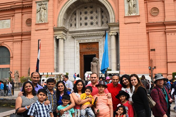 Tour To Pyramids and Egyptian Museum with khan khalili bazaar - Three hours among the Pyramids of Giza