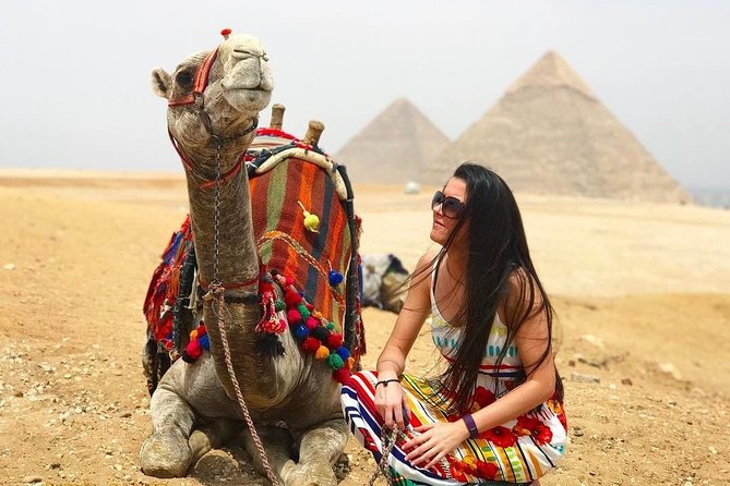 Tour to the Pyramids, Egyptian Museum and Local Bazaar from Cairo - Seeing the Giza Pyramids, Sphinx, and Valley Temple