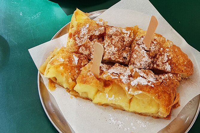 Traditional breakfast in markets with olive oil and honey tasting - Why this Athens breakfast tour works