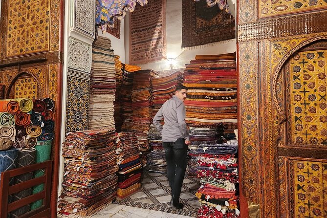 Traditional Souks Shopping Private Tour in Casablanca - The Old Medina: crafts, spices, and narrow lanes