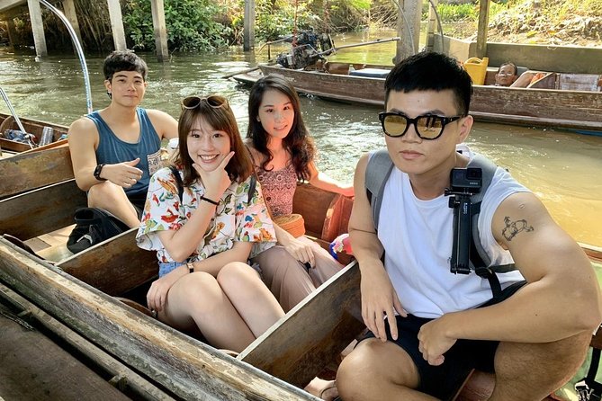 Train Market and Floating Market half day tour - Why the railway market is worth the early start