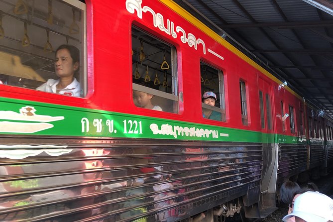 Train Market and Floating Market half day tour - Cruising Damnoen Saduak for one hour