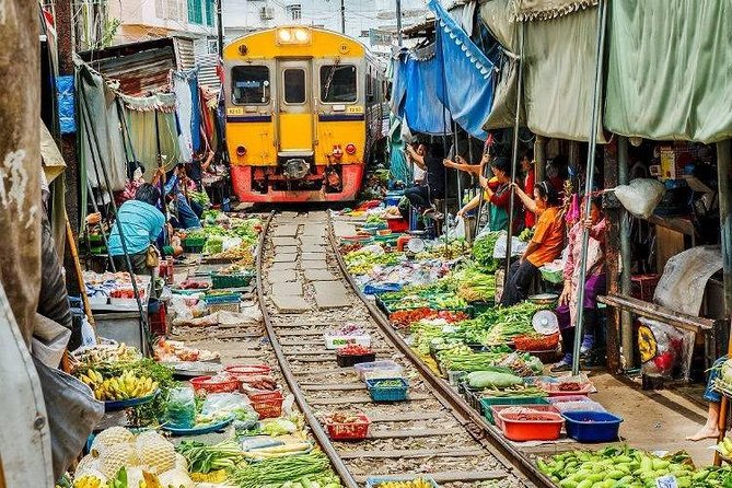 Train Market and Floating Market half day tour - Timing, return options, and practical details