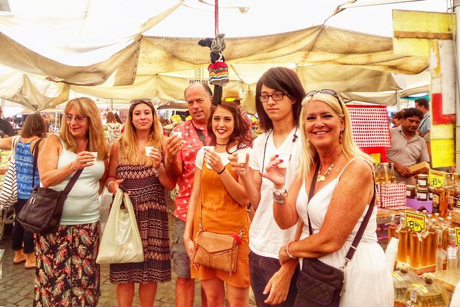 Trevi Fountain, Pantheon, and Campo Dei Fiori Market Food and Wine Tour - Gelato and the Pantheon exterior