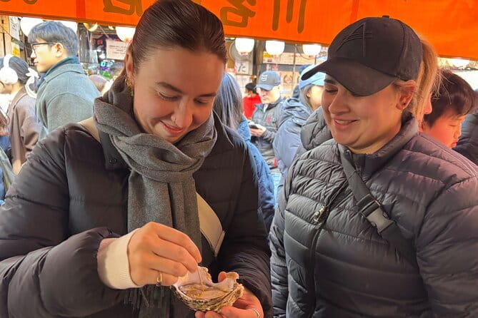 Tsukiji Fish Market Private Food Tour in Tokyo - What the final Tsukiji Fish Market stop adds