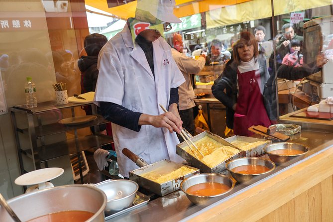 Tsukiji Fish Market Small-Group Food Walking Tour - Food knowledge depends on the guide
