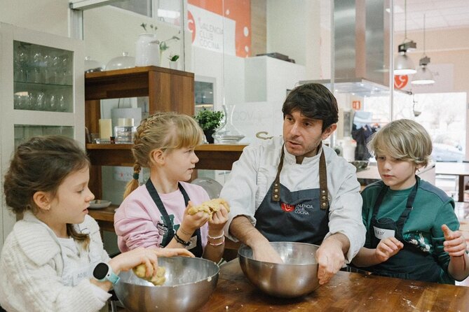 Valencian paella workshop and visit to the Algiros market - Who will enjoy this Valencia cooking class?