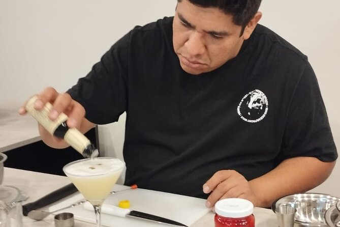Vegan Peruvian Cooking Class Cocktails and Local Market in Cusco - Who will enjoy this class most