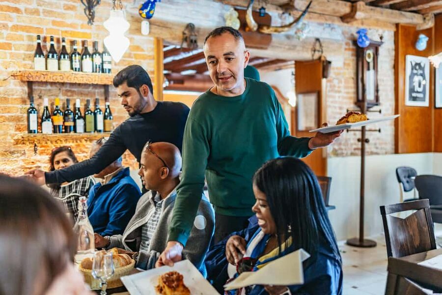 Venice: Rialto Market Food and Wine Lunchtime Tour - Wine, local owners, and the stories behind the dishes