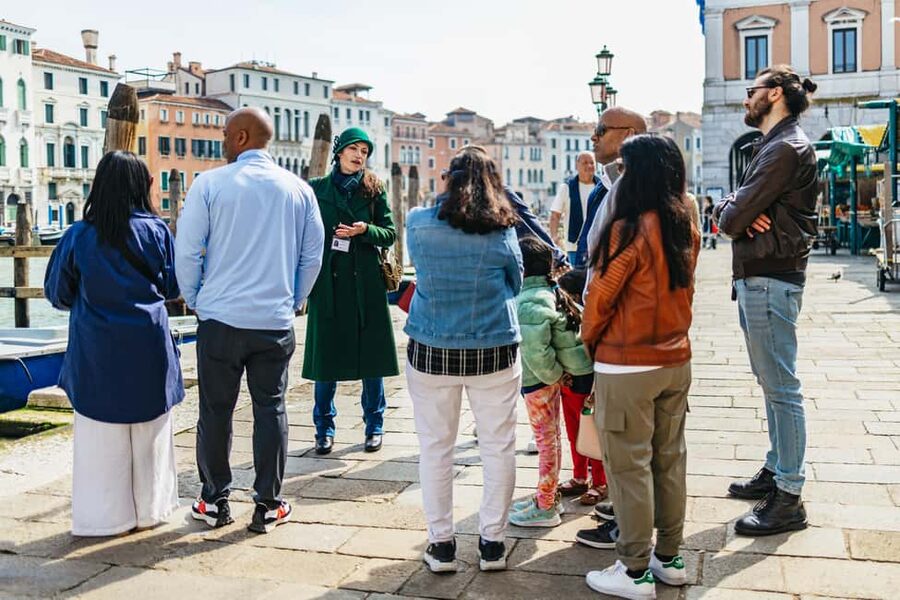 Venice: Rialto Market Food and Wine Lunchtime Tour - Marco Polo, Casanova, and Venice between stops