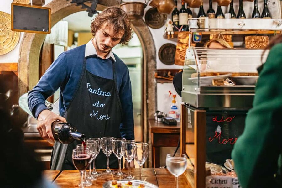 Venice: Rialto Market Food and Wine Lunchtime Tour - Coffee and tiramisu in Campo Santi Giovanni e Paolo