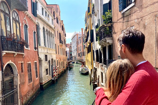 Venice Street Food Tour with Local Guide with Local Food Market Visit - Pace, comfort, and group conditions