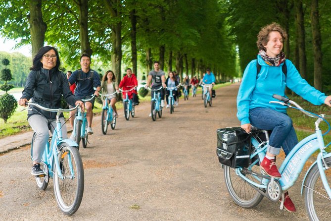Versailles Palace Bike Tour with Market & Marie-Antoinette hamlet - Marie-Antoinette’s Hamlet and the rural side of royalty