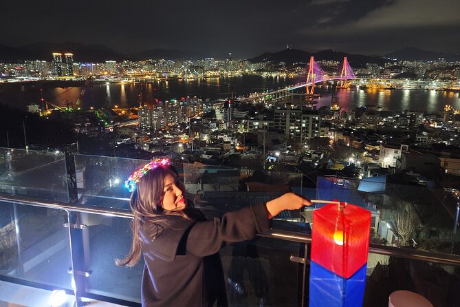 Visit Busan night market and enjoy the night view of Busan harbor - Meeting at Jagalchi Station at 7 pm