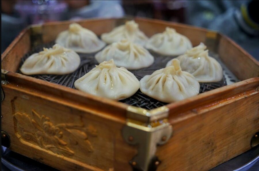Xi'an Muslim Quarter Night Market Foodie Walking Tour - Sajinqiao is where the tour earns its keep